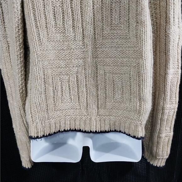 VAN HEUSEN! GORGEOUS TAN BEIGE W/BLUE TRIM FINE WOOL FISHERMAN',S SWEATER! SZ M - Picture 7 of 9